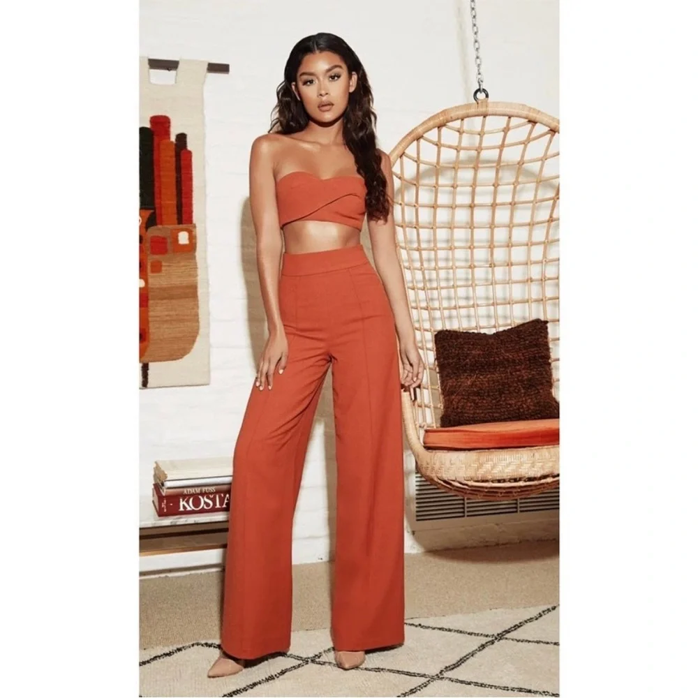 HOUSE OF CB ‘Rosalva’ High Rise Wideleg Pant Strapless Bustier Crop Set